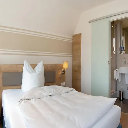 Hotelgasthof Bayerischer Hof Hotel 3*