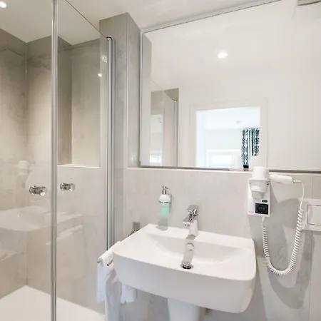 Hotelgasthof Bayerischer Hof 3*