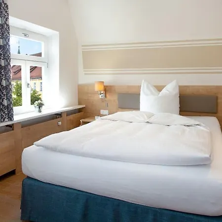 Hotelgasthof Bayerischer Hof 3*