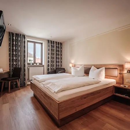 Hotelgasthof Bayerischer Hof Hotell