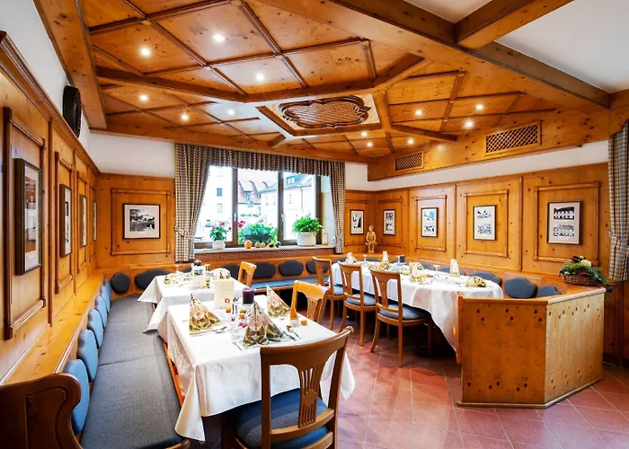 Hotelgasthof Bayerischer Hof 3*